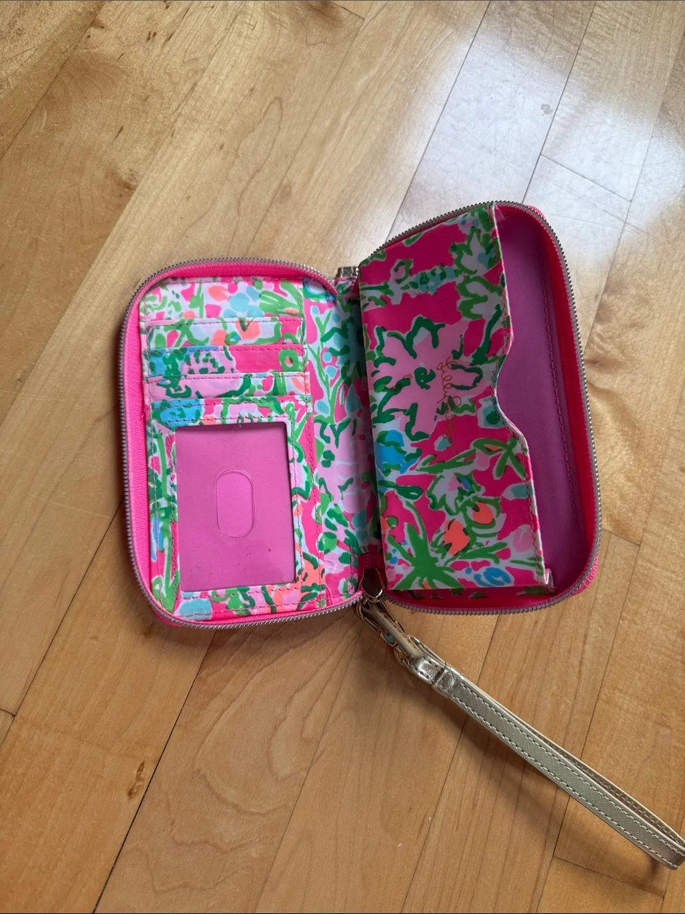 Lilly Pulitzer Bright Pink Floral Wristlet Phone Case with Gold Strap